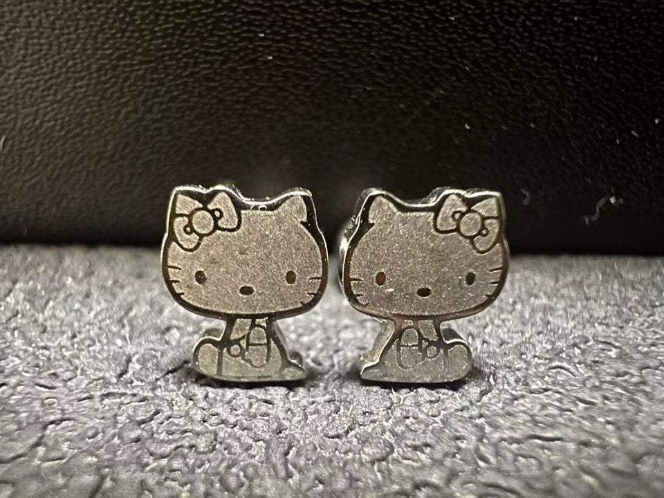 Hello Kitty Studs