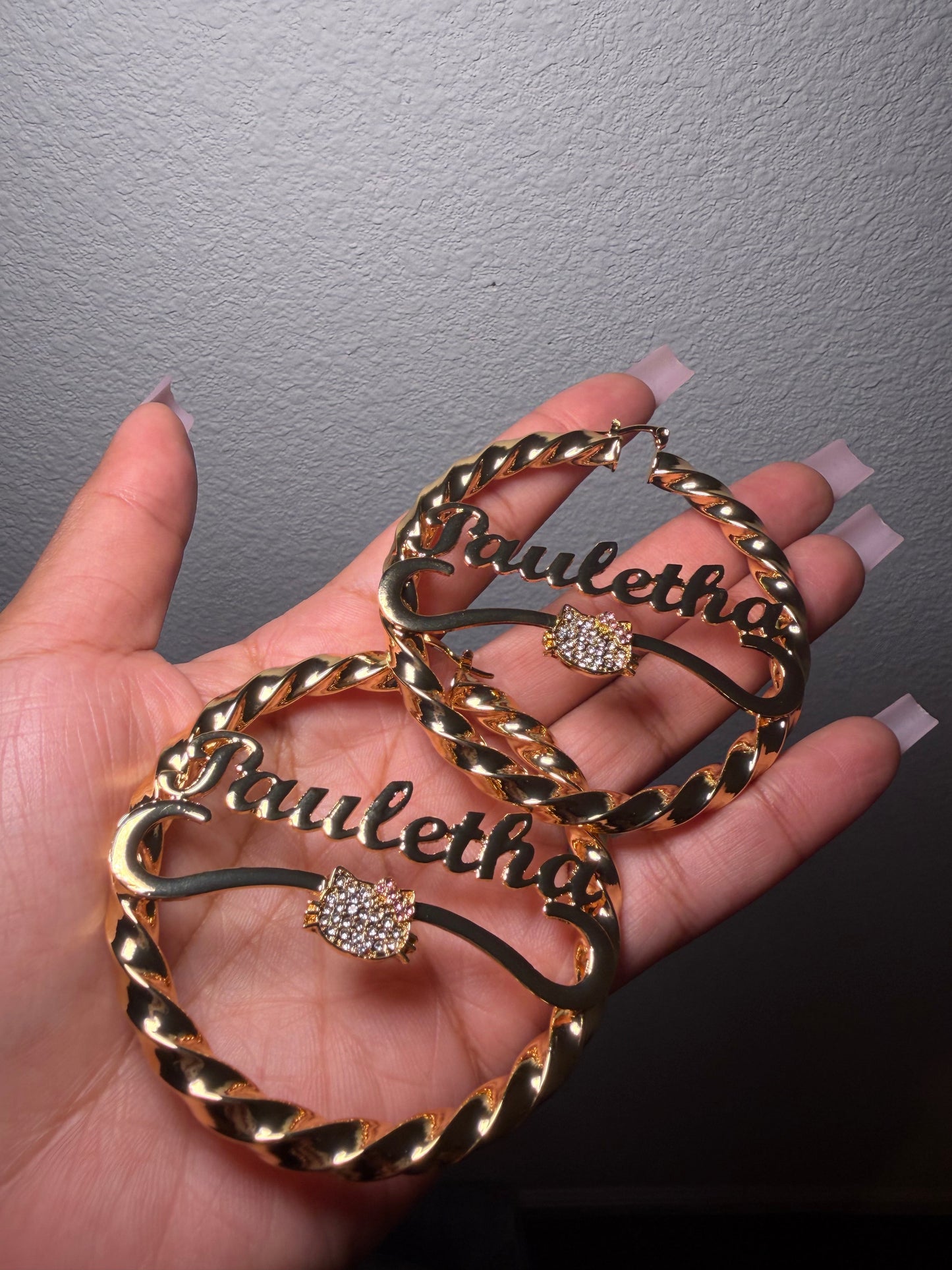 Custom Name Hoops w/ HK The Pynk Plug