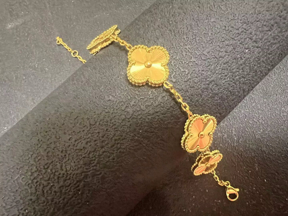 Gold Clover Bracelet