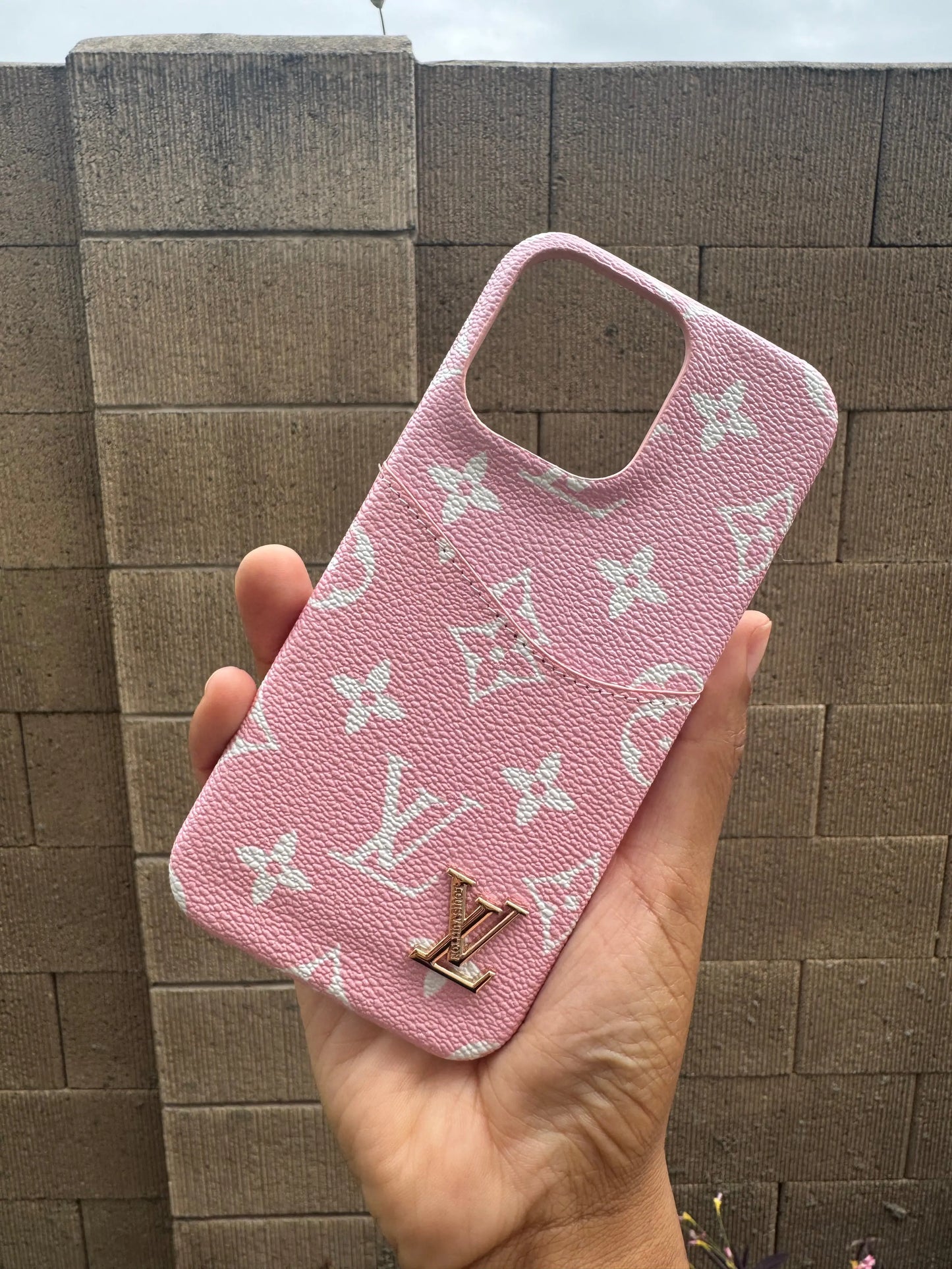 Pretty in Pink LV The Pynk Plug