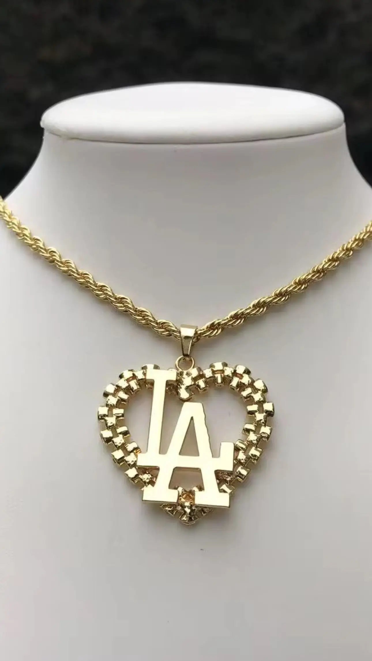 LA Love The Pynk Plug