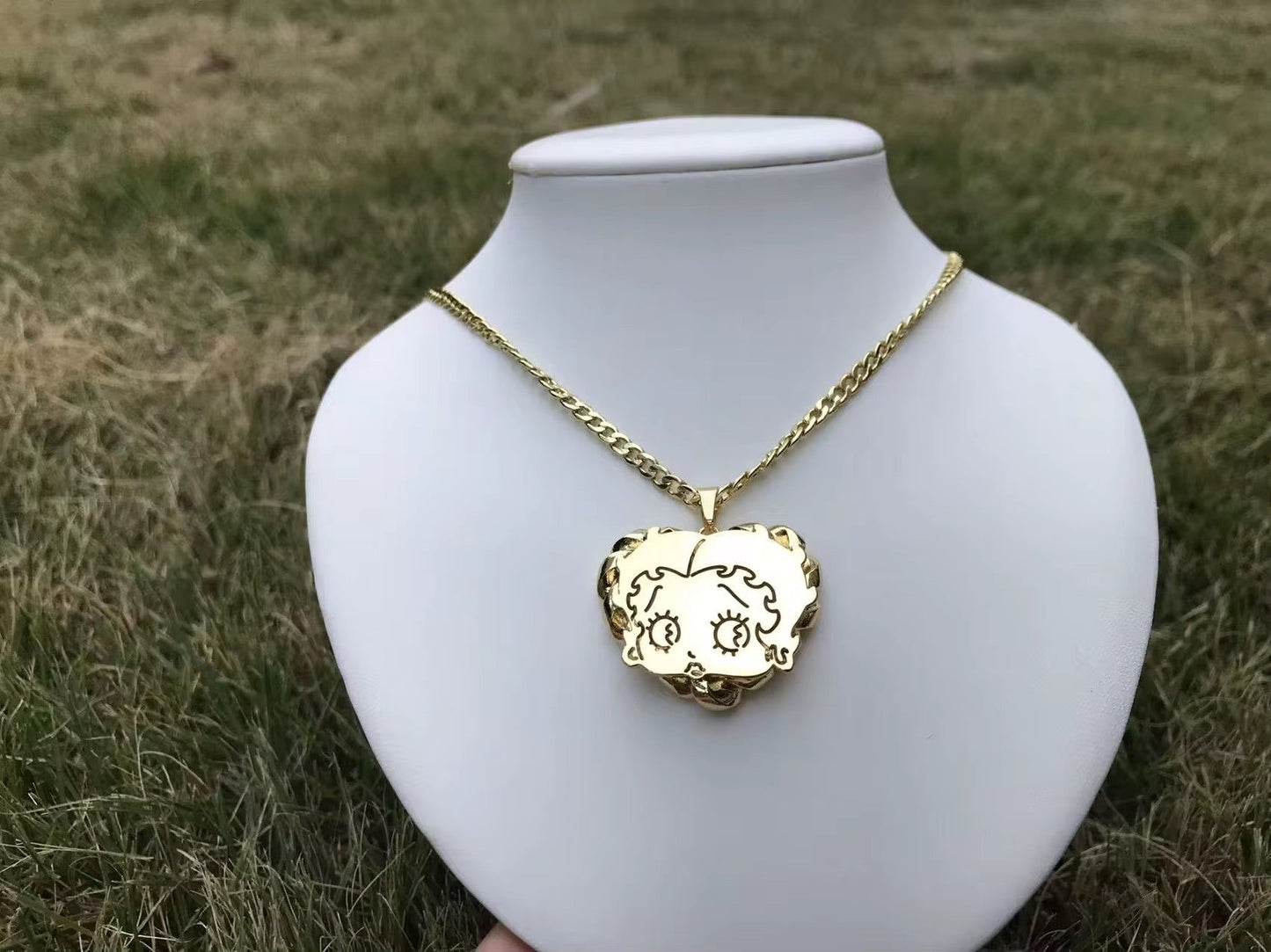 Betty Boop Heart Chain The Pynk Plug