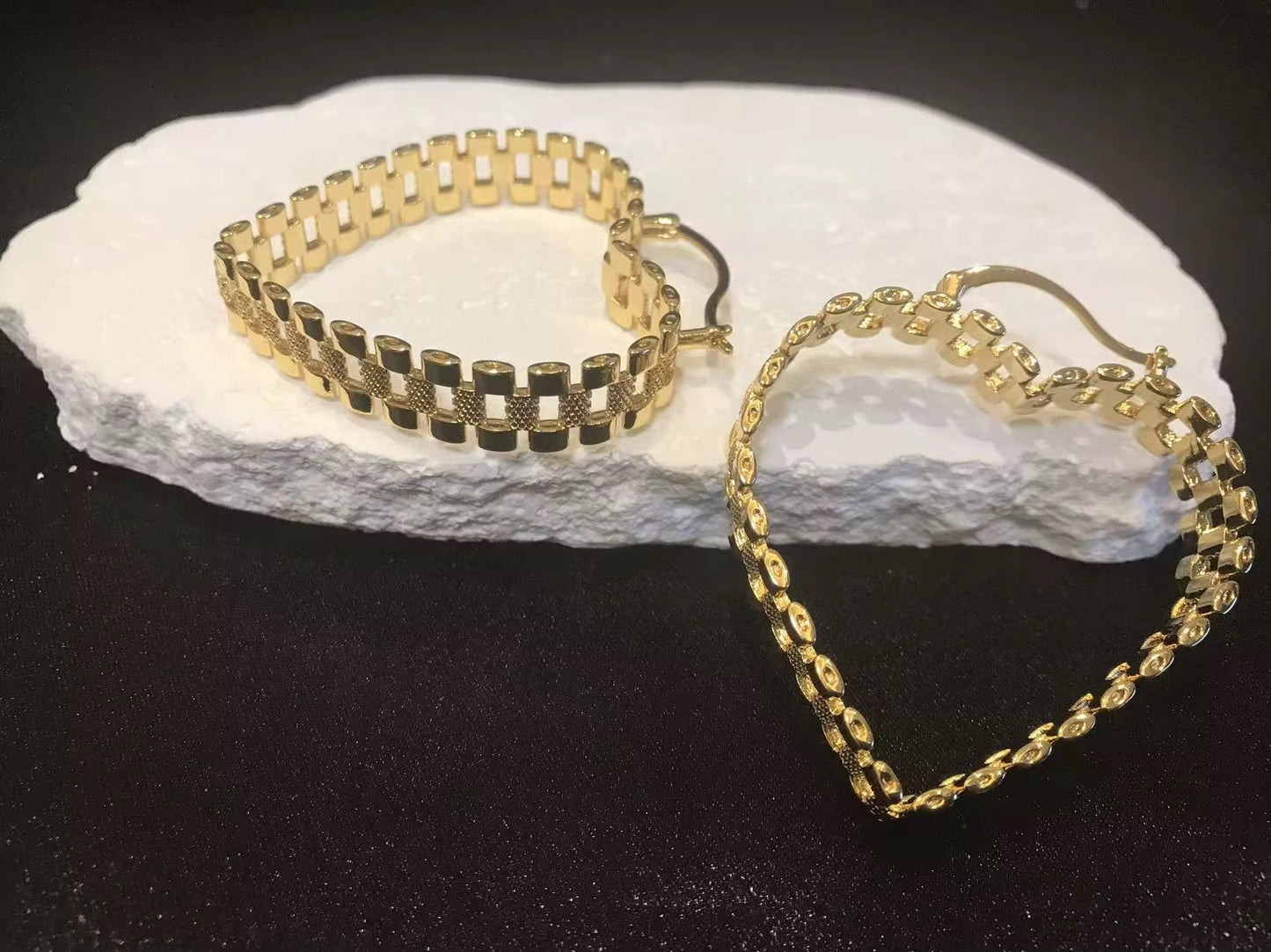 Rollie Heart Earrings The Pynk Plug