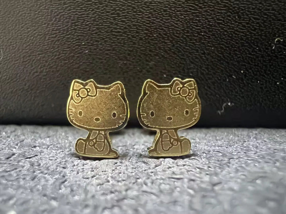 Hello Kitty Studs