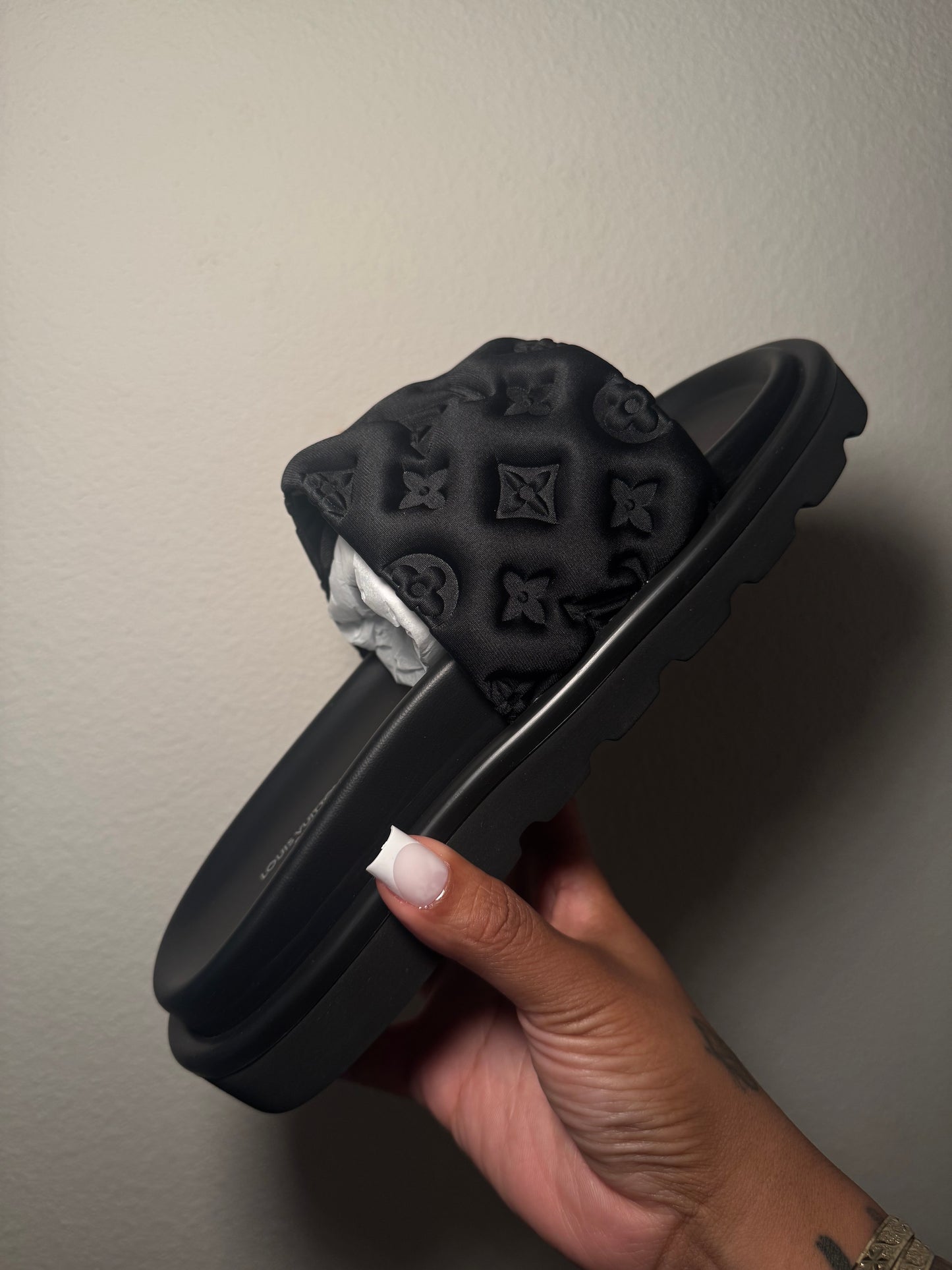 Black LV Slides (Women)