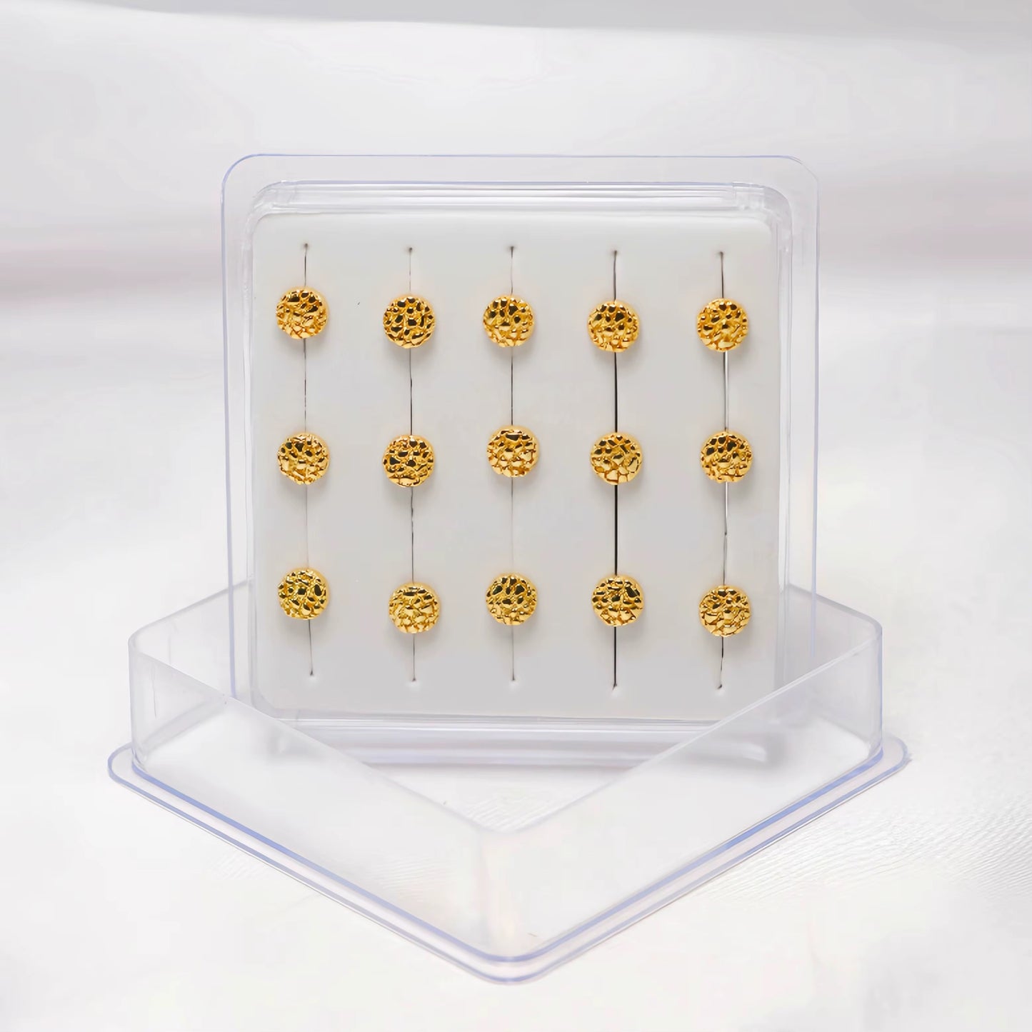 Nugget Circle Nose Stud