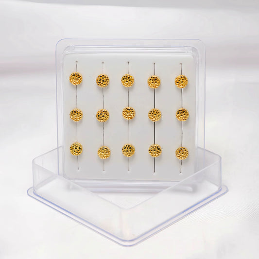 Nugget Circle Nose Stud