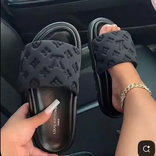 Black Slides (Women)