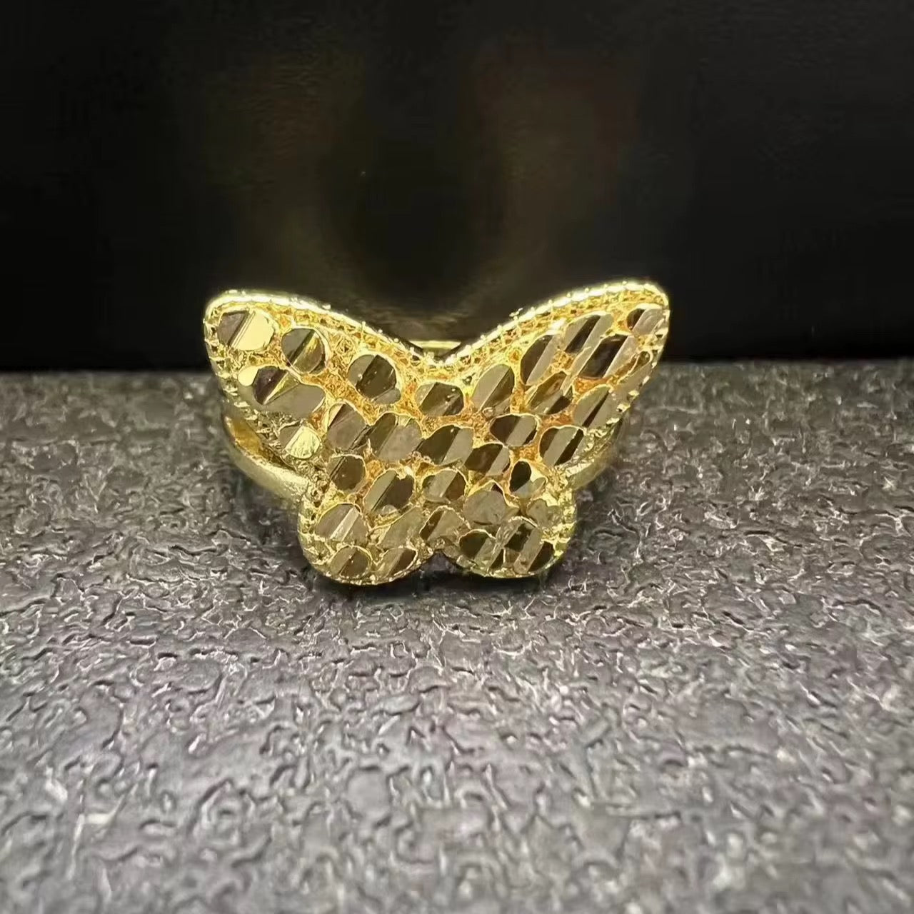 Nugget Butterfly The Pynk Plug