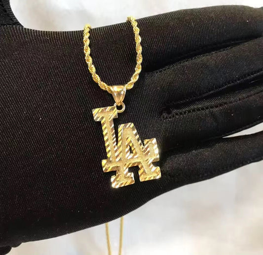 LA Pendant Diamond Cut The Pynk Plug