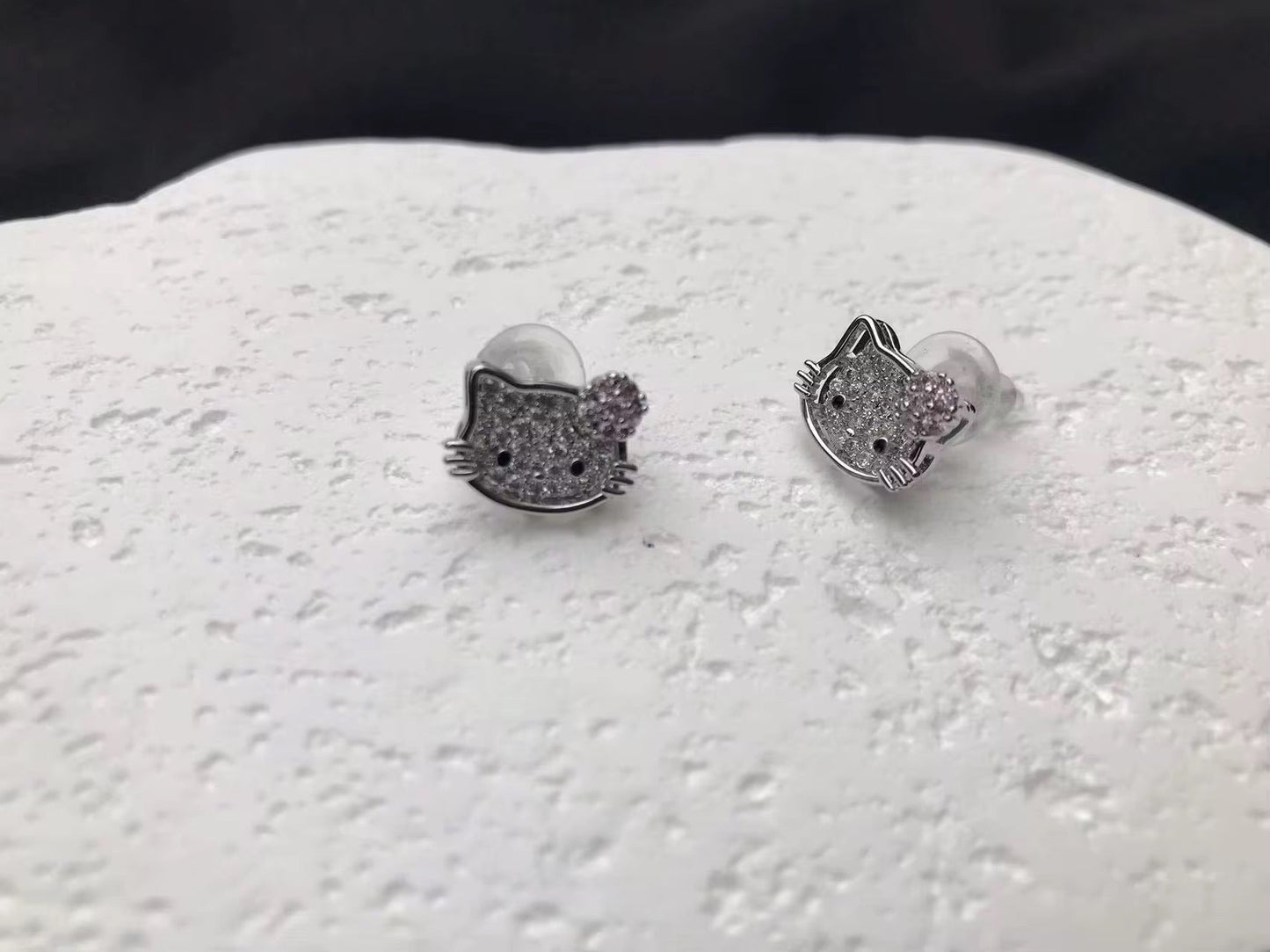 Silver Hello Kitty Stud The Pynk Plug