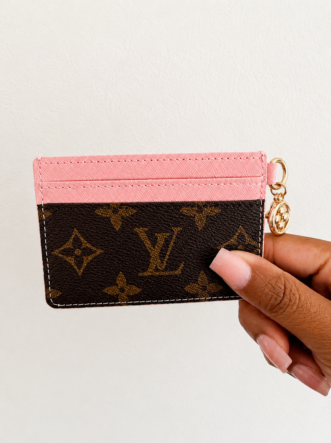 LV Cardholder