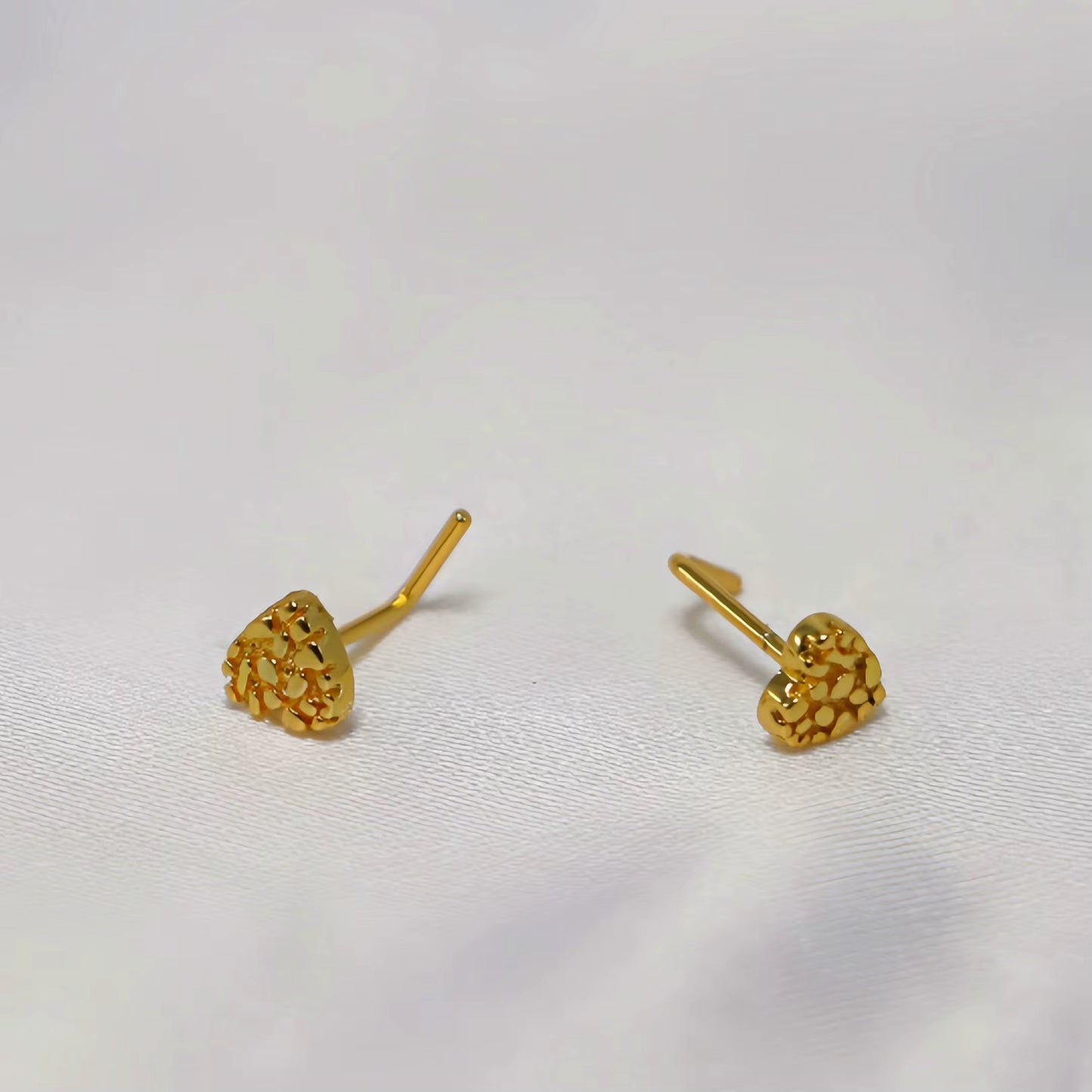 Nugget Heart Nose Stud