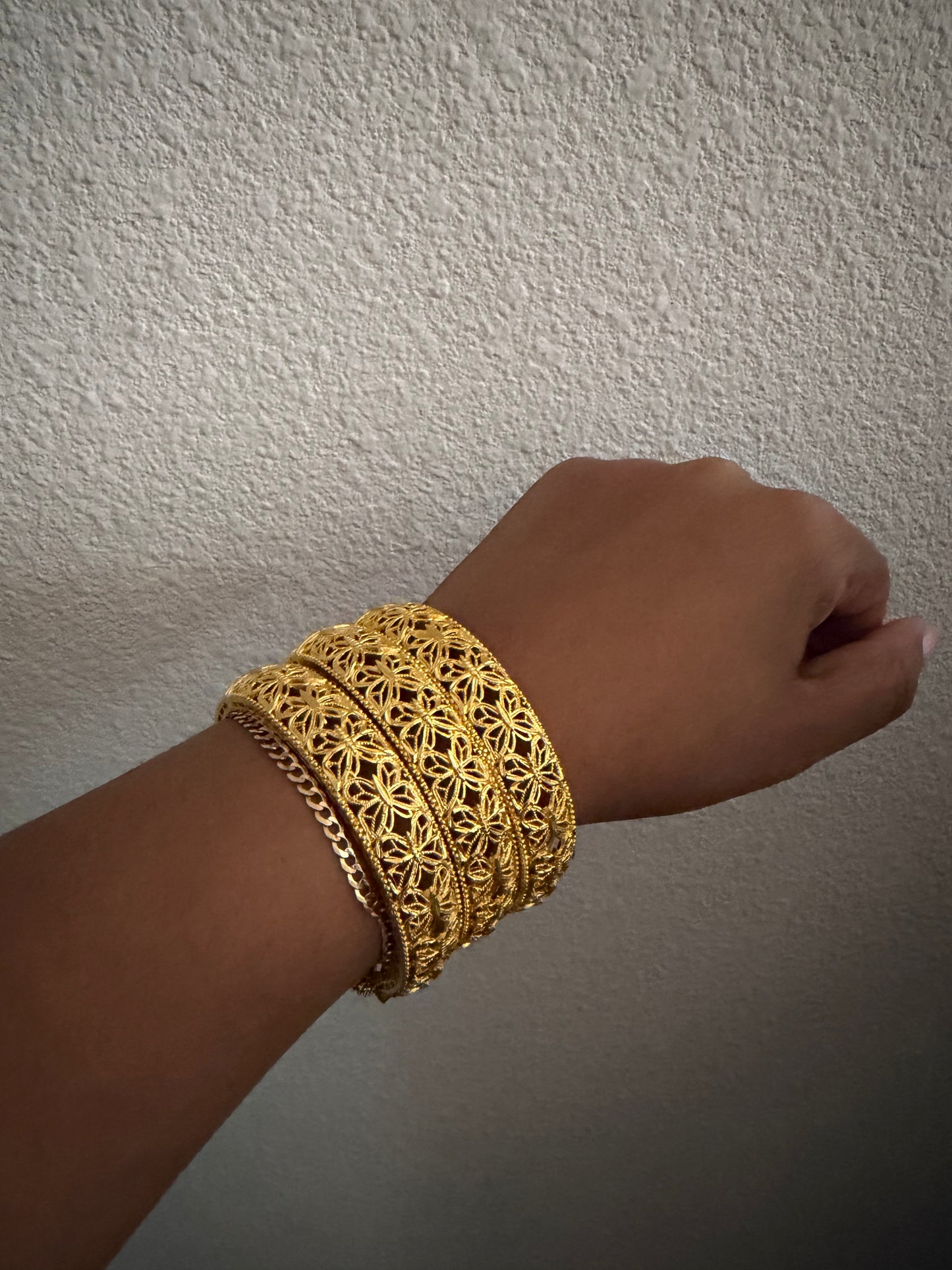 Gold Flower Bangle