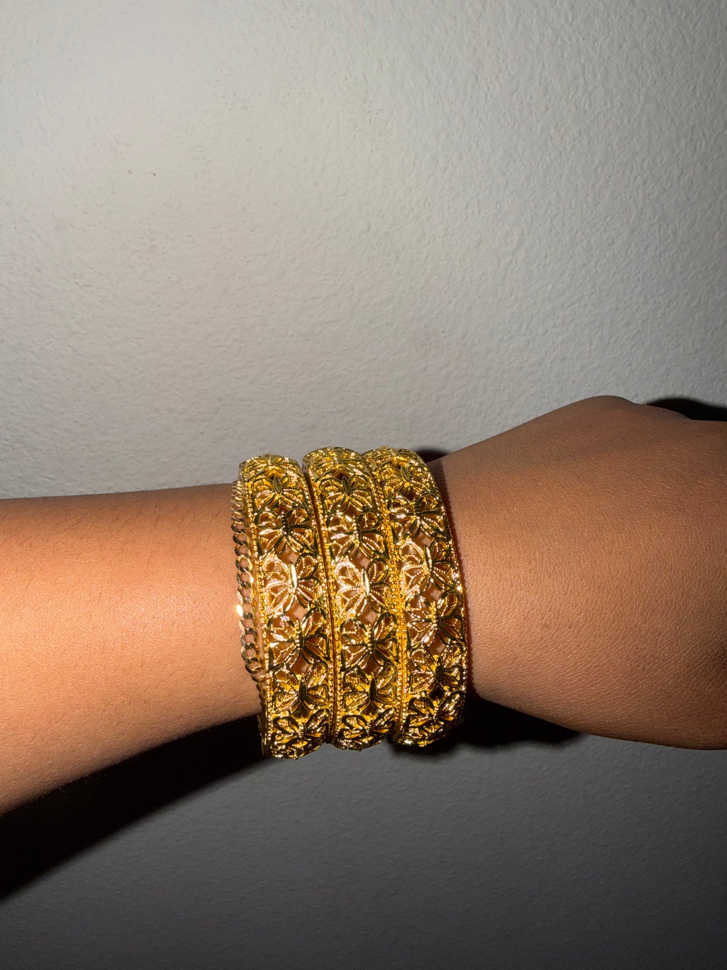 Gold Flower Bangle